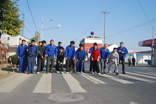 上海滬工閥門廠第二屆職工運(yùn)動(dòng)會(huì)男子3000米(公路)比賽(圖13)