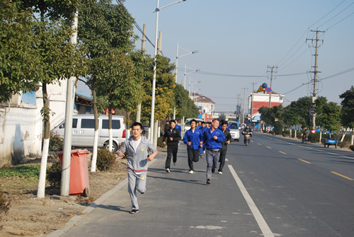 上海滬工閥門廠第二屆職工運(yùn)動(dòng)會(huì)男子3000米(公路)比賽(圖14)