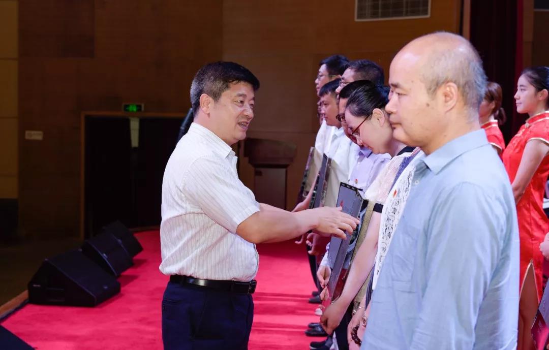 嘉定區(qū)兩新組織慶祝建黨97周年活動(dòng)(圖2)