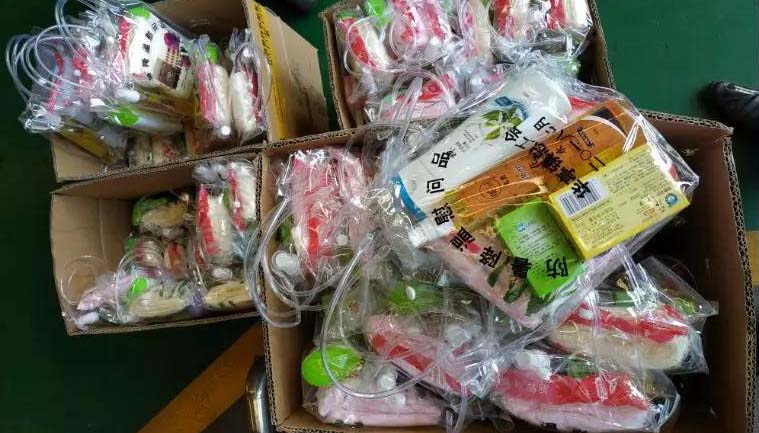 華亭鎮(zhèn)總工會(huì)前來(lái)上海滬工閥門廠慰問(wèn)一線職工慰問(wèn)品